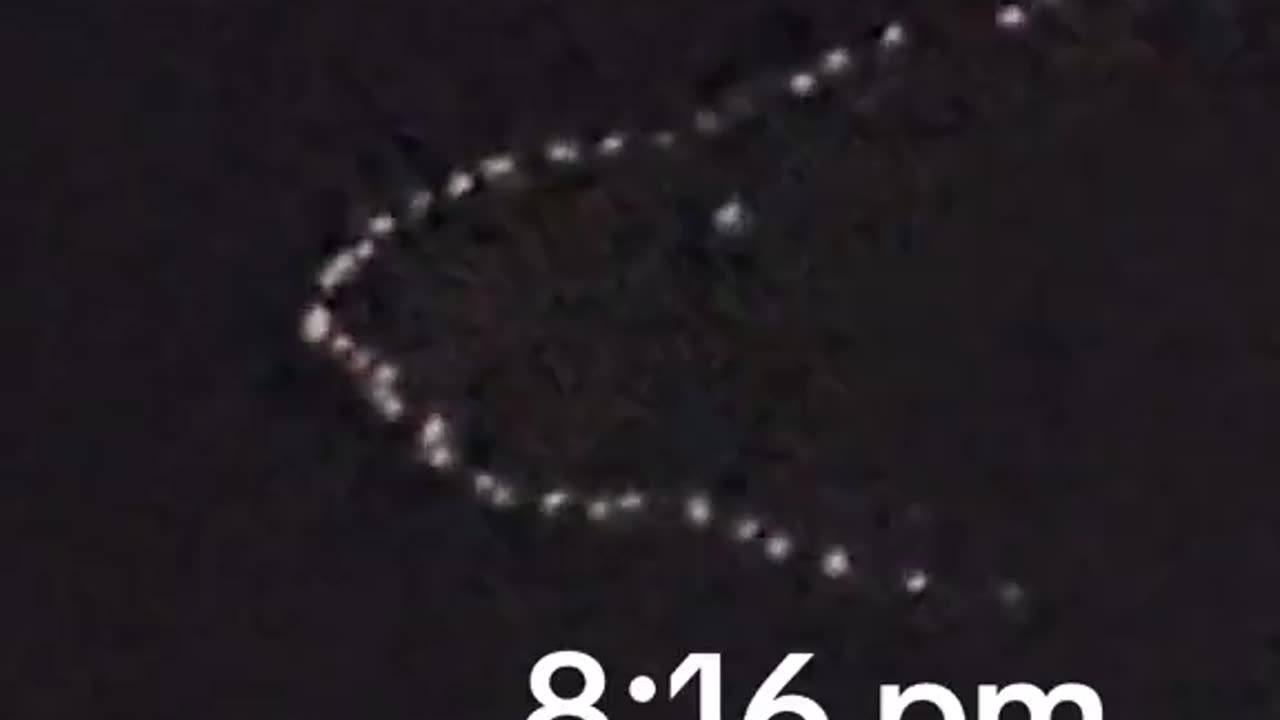 HustleBitch - “WTF IS THAT？!” A woman in La Quinta, California has no idea what st...