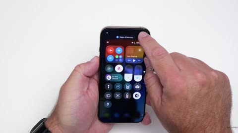 How to downgrade from iOS 26 to iOS 18