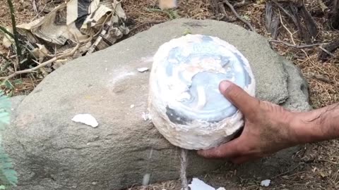 Amazing jewelry box was found while searching for treasure in an old-growth forest in Montana, USA