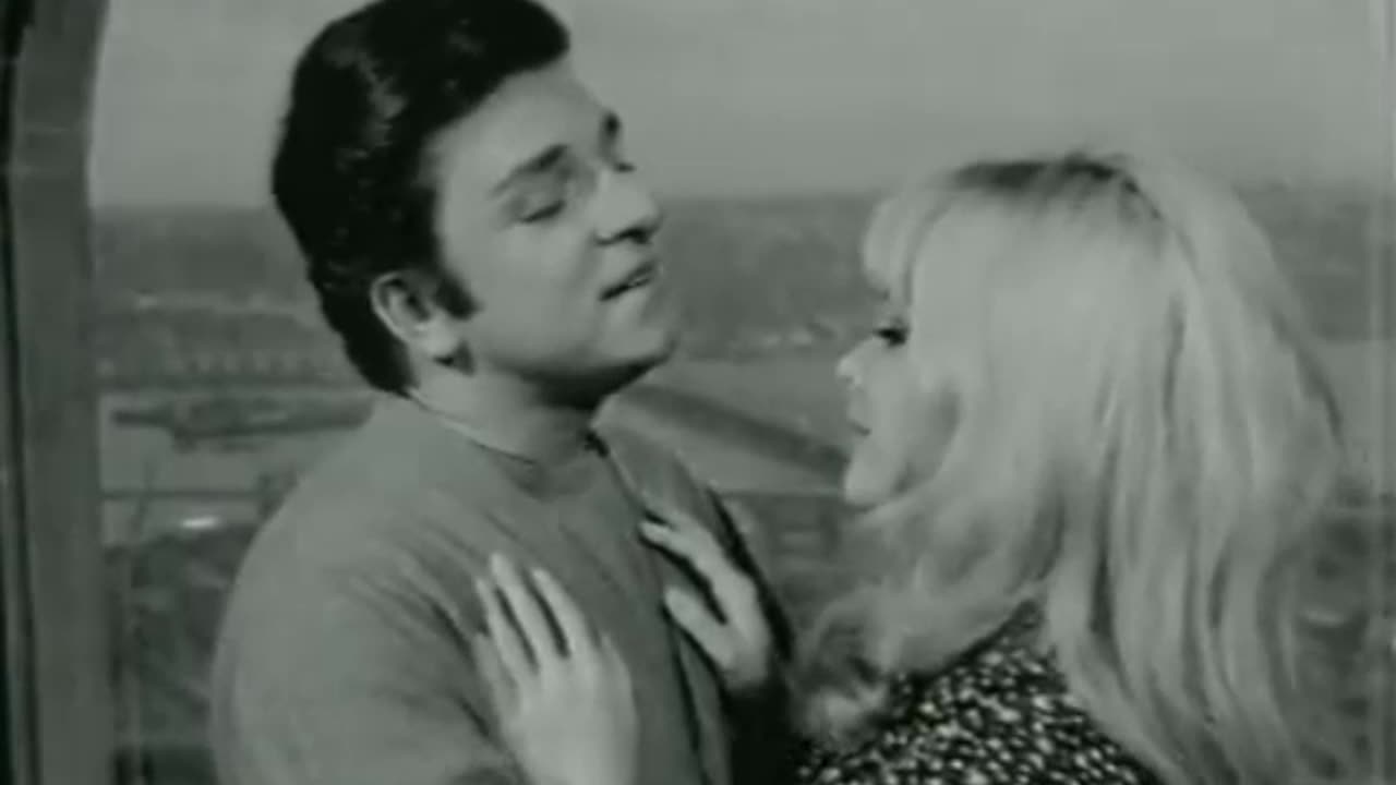 GİRERSEN KALBİME ÇIKMA SAKIN