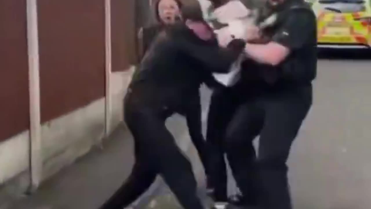 British police are utterly useless