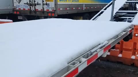 HOW AND WHY #reallifetruckers #trucker #ourtruckinglife #truckdriver #truckdrivers #truckerlove