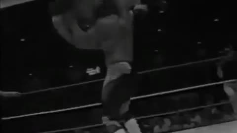 Jose Luis Rivera Military Press Backbreaker by Brutus beefcake