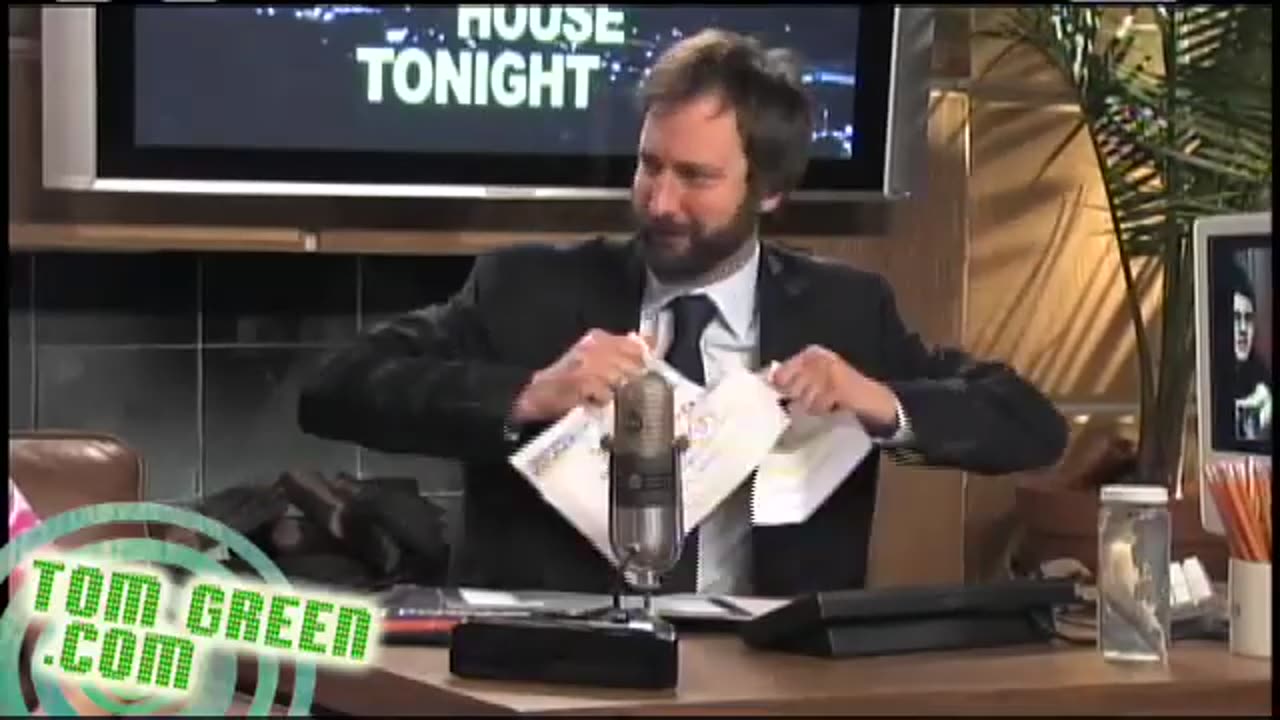 Tom Green's House Tonight - Jessica Sutta, Carson Daly and Andrew Dice Clay (2008-01-28) (360p)