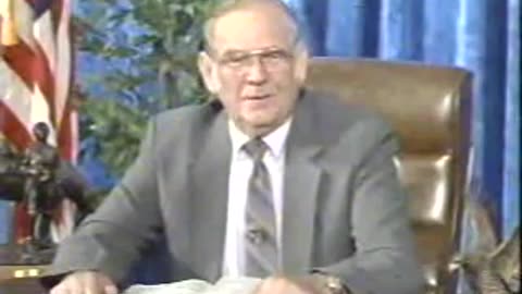 Pastor Arnold Murray - Mount St. Helens : The Face Retro