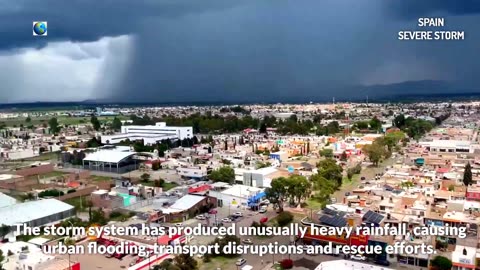 Une puissante tempête frappe l'Espagne, provoquant des inondations