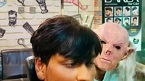 Viral: Scary Barber Prank By Asim Sanata #shorts