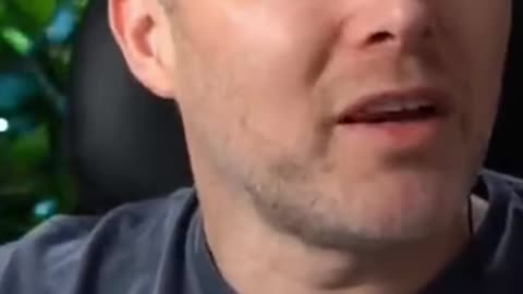 What’s heavier a Kilogram of STEEL or Feathers? Limmy shorts