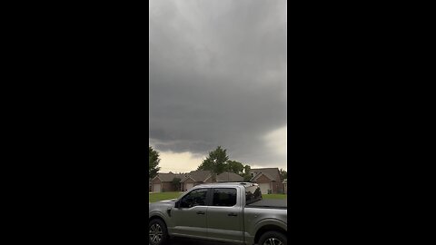 Incoming Weather 🌫️🌪️🌫️