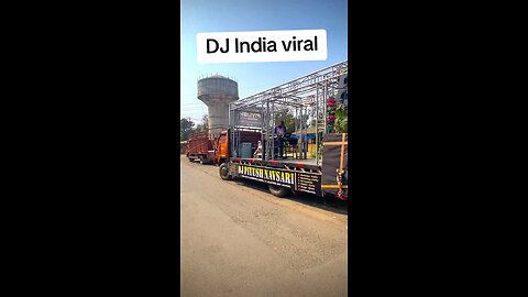 trending DJ music is per aap log banaaiye training mein chal raha hai doston yah
