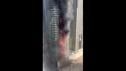 Massive fire in Dubai’s skyscraper