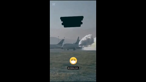 Chemtrail plane accidentally starts dispersing on Runway