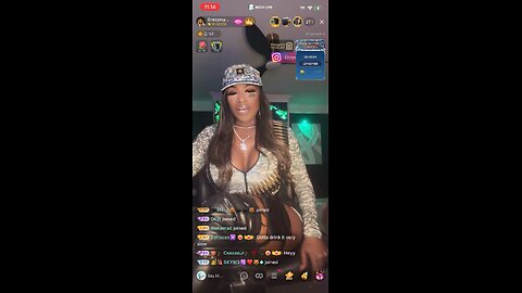 CrazysxyCool dressed for Halloween 🎃 ❤️