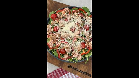 Healthy Tuna Salad with Lettuce Mix & Veggies – No Cooking Needed!