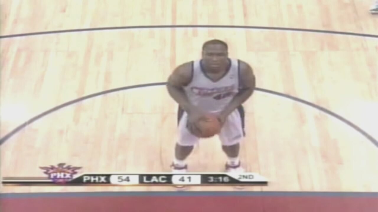 Elton Brand 19 Points Vs. Suns, 2005-06.