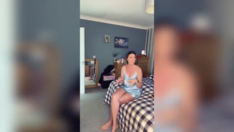 Unless you’re in my comment section to interact, get in the bin. 🗑️ #tallgirl #millenialfashi