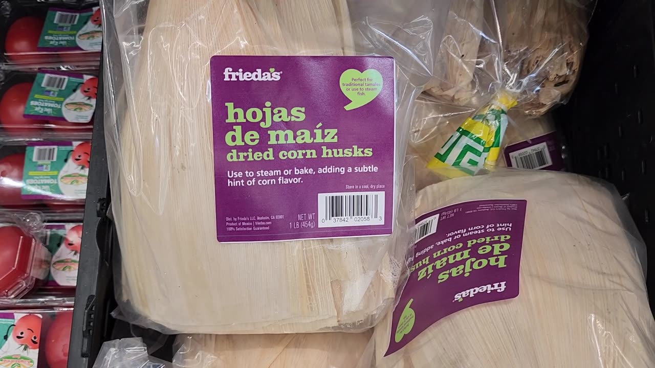 CORN 🌽 HUSK $ 10.00 HOT 🔥 TAMALES 🫔😋