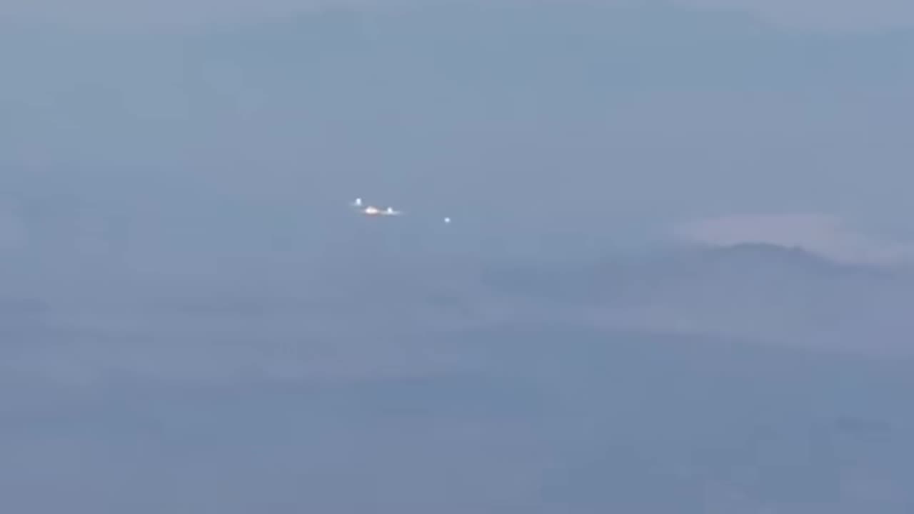 🛸 UFO / UAP sighting over the Mojave Desert, California near the Piute ...