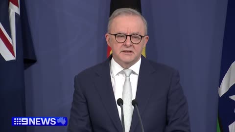 Adolf Hitler said "The jews are DANGEROUS!"