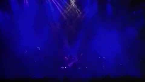 Prince performs "Purple Rain" in Syracuse (1985)