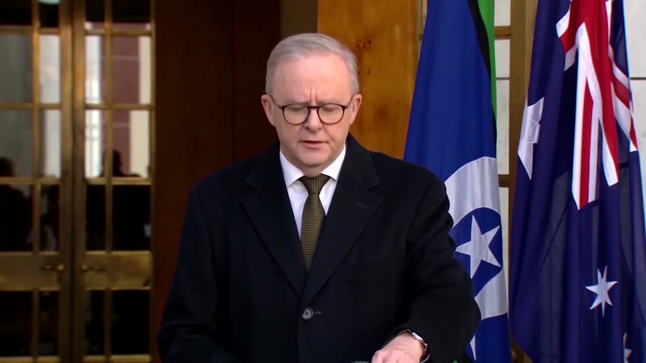 Australia says it will recognize a Palestinian state