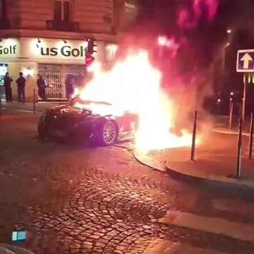🚨 Europe has fallen.. Horrifying footage from Paris, France 🇫🇷