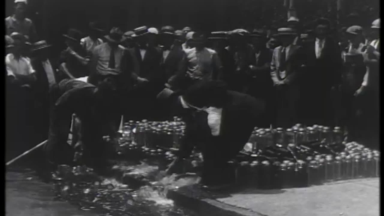 [STOCK NEWSREEL EXCERPTS] - [STOCK NEWSREEL EXCERPTS] - cbs-cbswwi-36