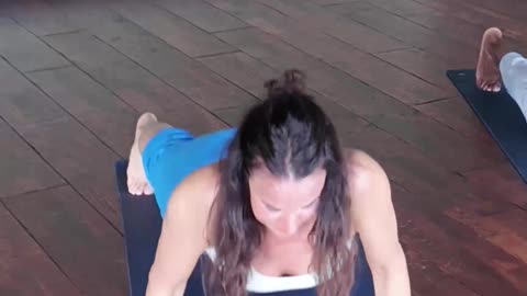 LONDON BRIDGE TO KNEE TAP