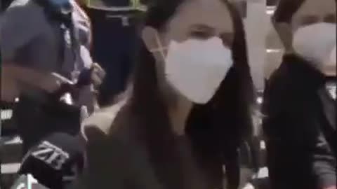 Ex New Zealand PM flipping devil horns