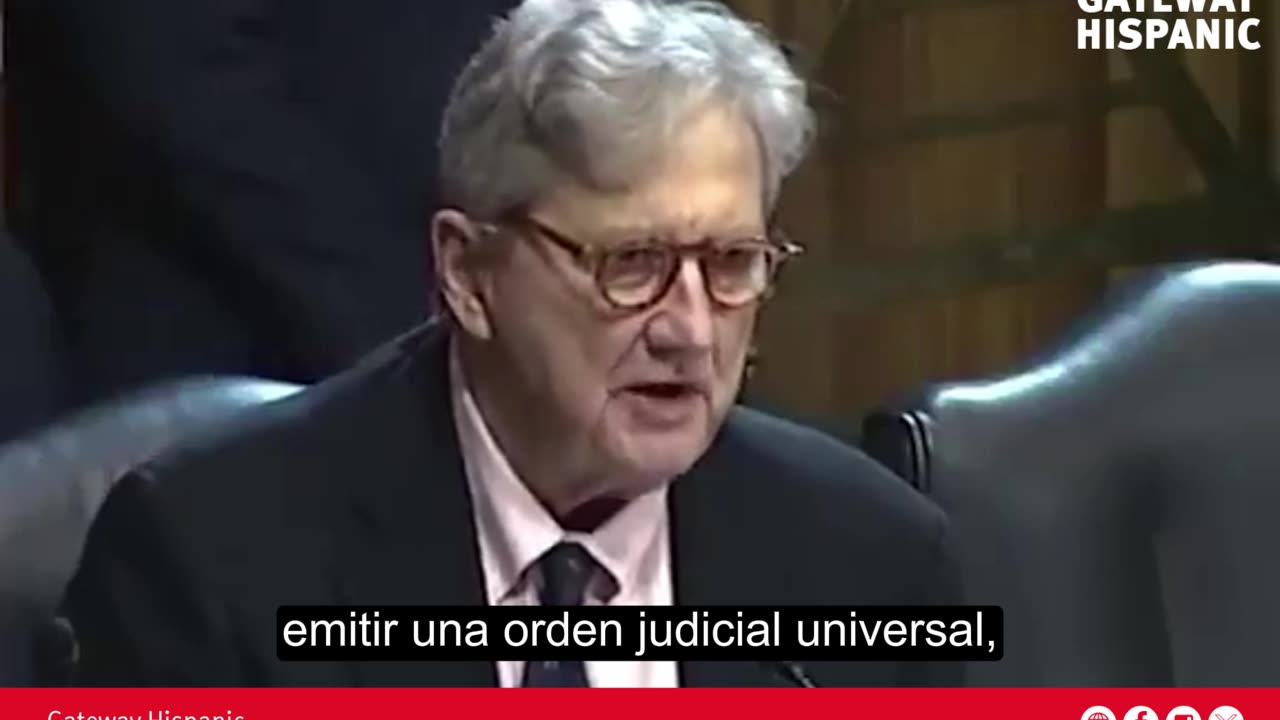 Federal Judges are not supposed to be ordering universal injunctions