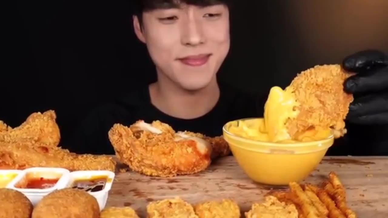 ASMR MUKBANG