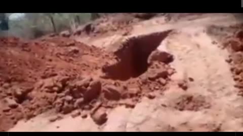 O FIM DOS DITADORES FORAM DEFINIDOS ÀS SEPULTURAS DO SÉCULO XXI, AINDA TERÁ MAIS 8 PARA O RESTANTE DOS DITADORES.