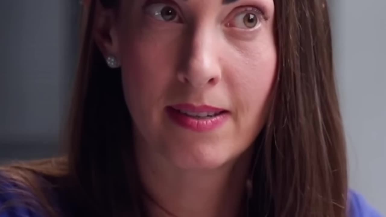 Master the Lower Lid Flex: Secret to Attraction!