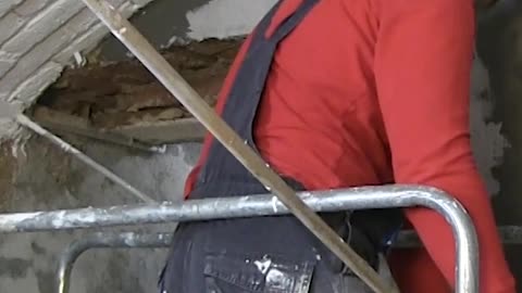 Mettere malta OSMOTICA a Pennello