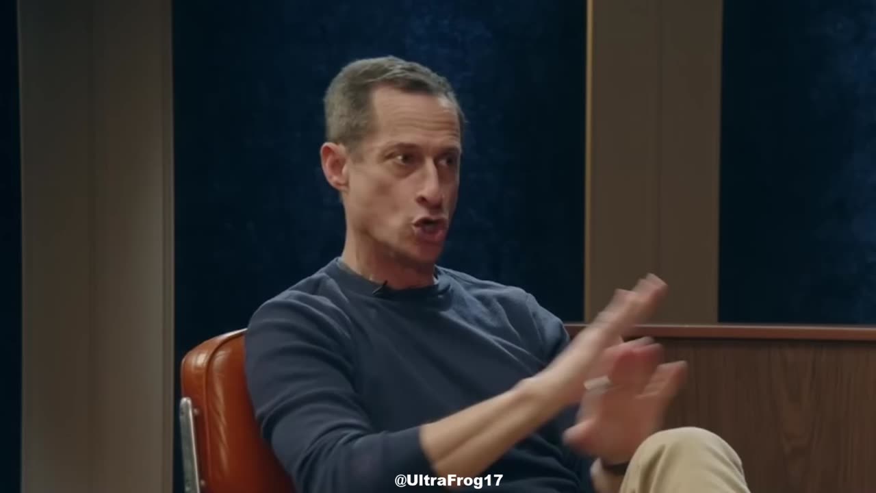 Anthony Weiner, trying to make political comeback, defends Pelosi's insider trading