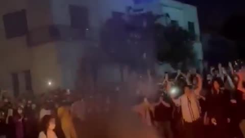 Iranian Women Burn Hijabs