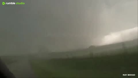 Tornad, us,