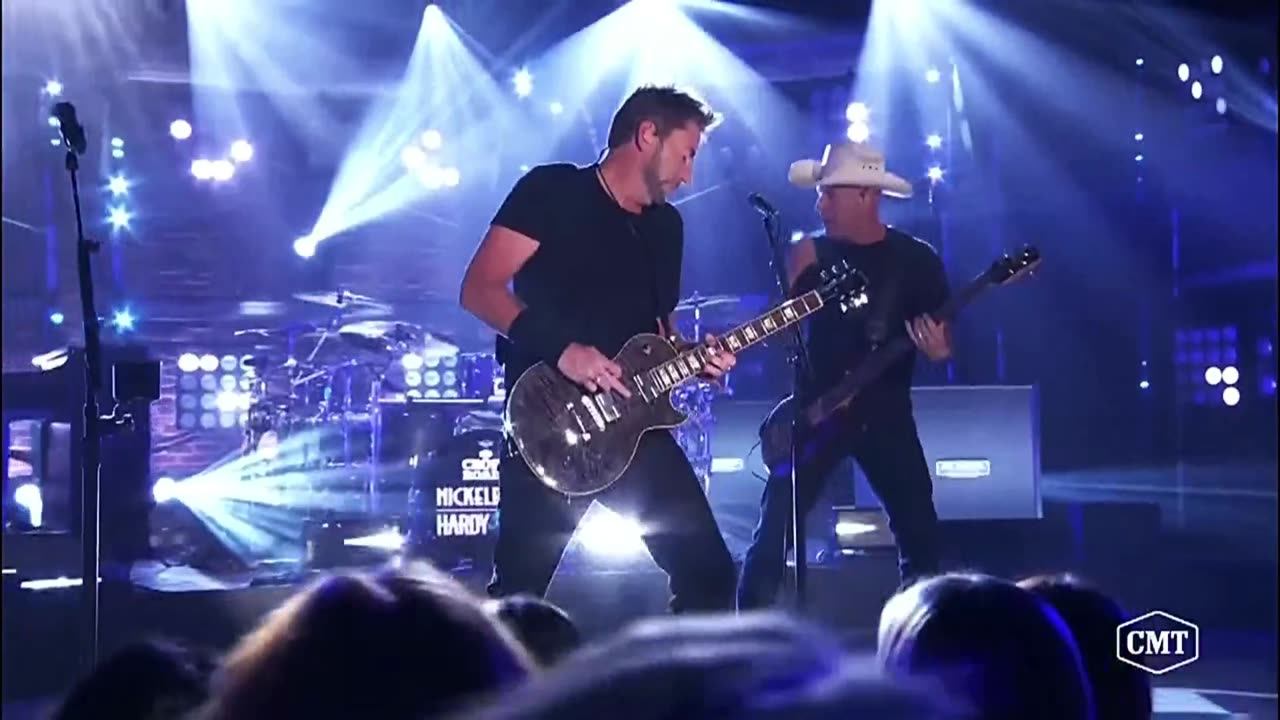 Savin' Me (Nickelback song) - Nickelback & HARDY (live)