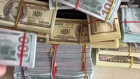 💵$129 Million Dollars that brings good luck #cash #us #millionaire #money #dollar #million