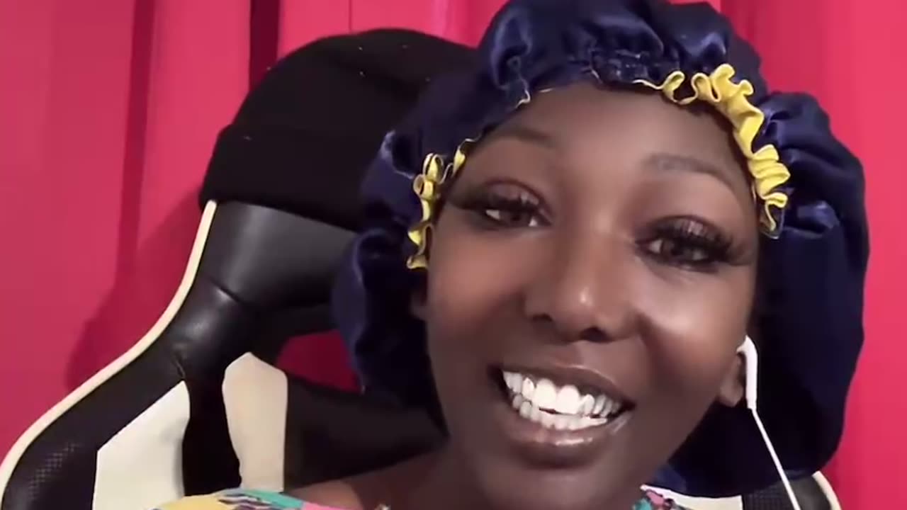 Sweets2Have was recapping The Messy Caller Show when she was interrupted by MC admin TiaraOfficial letting it be known that she's sick of Truth Teller the LIE TELLER chopping and screwing everybody's live to fit a narrative for TomiK n her RATS