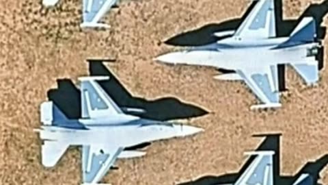 Inside the World’s Largest Airplane Boneyard – Davis-Monthan AFB