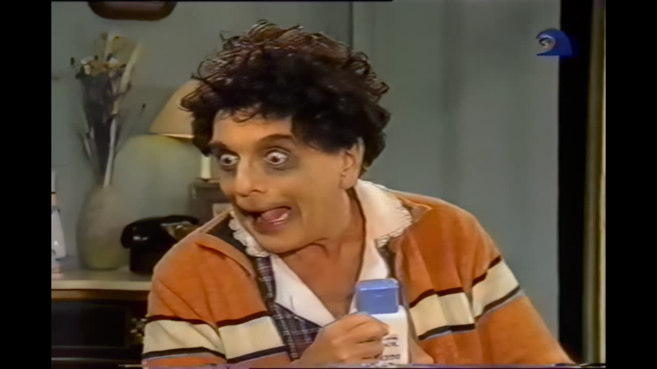 Antonio Gasalla - Kika: Bronceador sin Sol