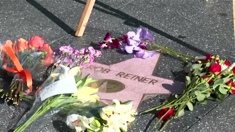 Fans pay tribute to Rob and Michele Reiner on Hollywood Walk of Fame