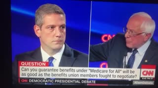 🤣🤔 Watch This Hilarious Attempt to Refute Bernie Sanders! | FunFM