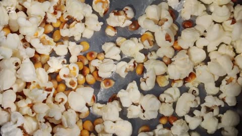6 HEALTH BENEFITS OF POPCORN