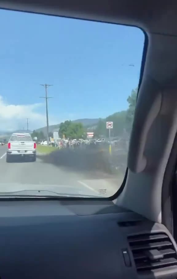 ONE WAY TO HANDLE THINGS 😂👏