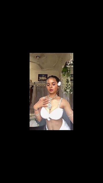 😘🔥Hot Indian stars 😍💦 Hot girl 💕😘 😘🔥Hot girl 💕😘Steamy hottie 😍💦Sexy girls 💦🥵Hot Bollywood actors