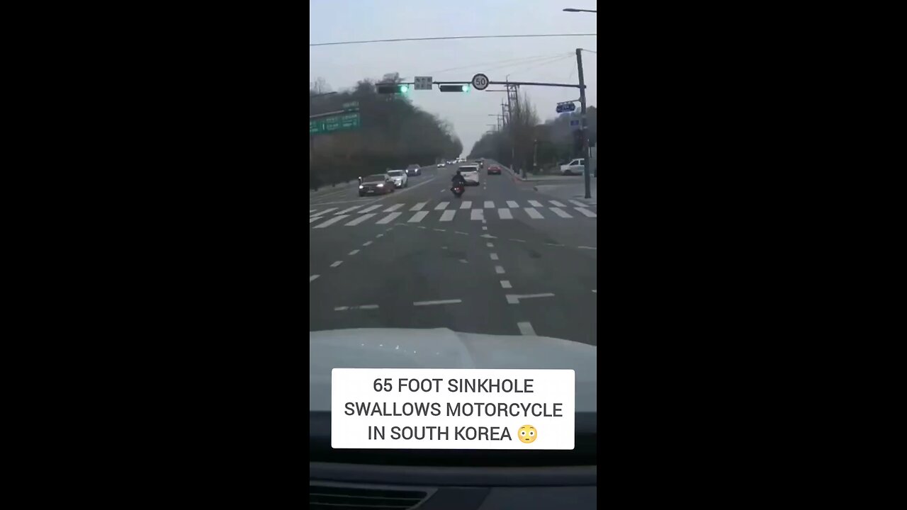 Insane 65ft Sinkhole Randomly Appears in South Korea