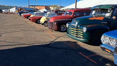 "Classic Chevrolet Trucks STEAL the Show at Mecum Auto Auction! 🚨 Must-See Restorations & Insane