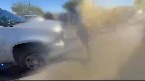 Protesters SWARM Feds during Mexican restaurant RAID in Tucson - SWAT team responds